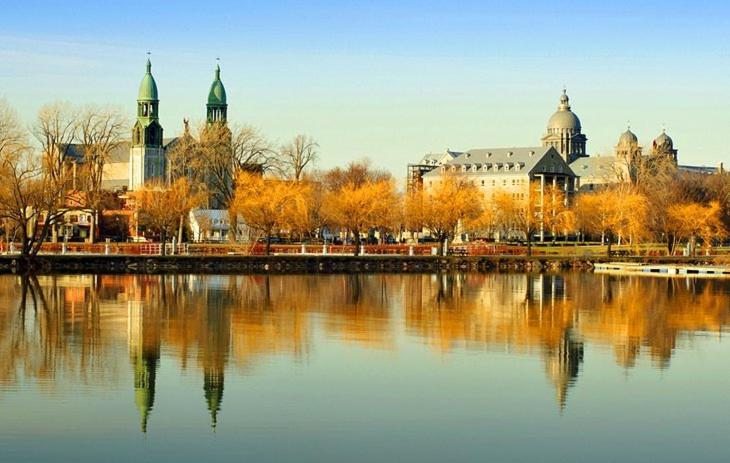 Hébergement de vacances Heart Of Mtr For Memerable Experiance 2 Backyard 7minmetro Fully Renovated & Equipped Montréal