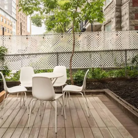 Heart Of Mtr For Memerable Experiance 2 Backyard 7Minmetro Fully Renovated & Equipped Montreal Exterior photo